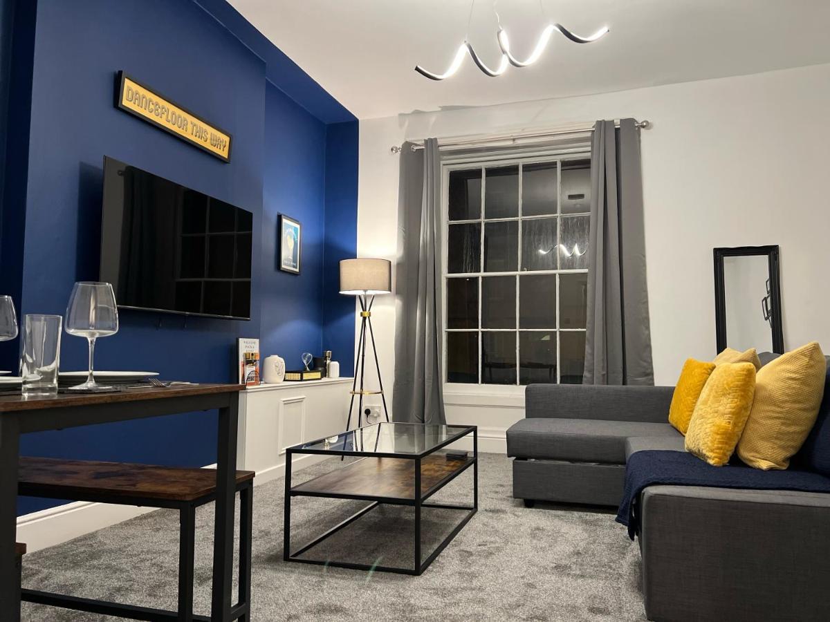 Centralised Meridian Place By Prescott Apartments Bristol Luaran gambar