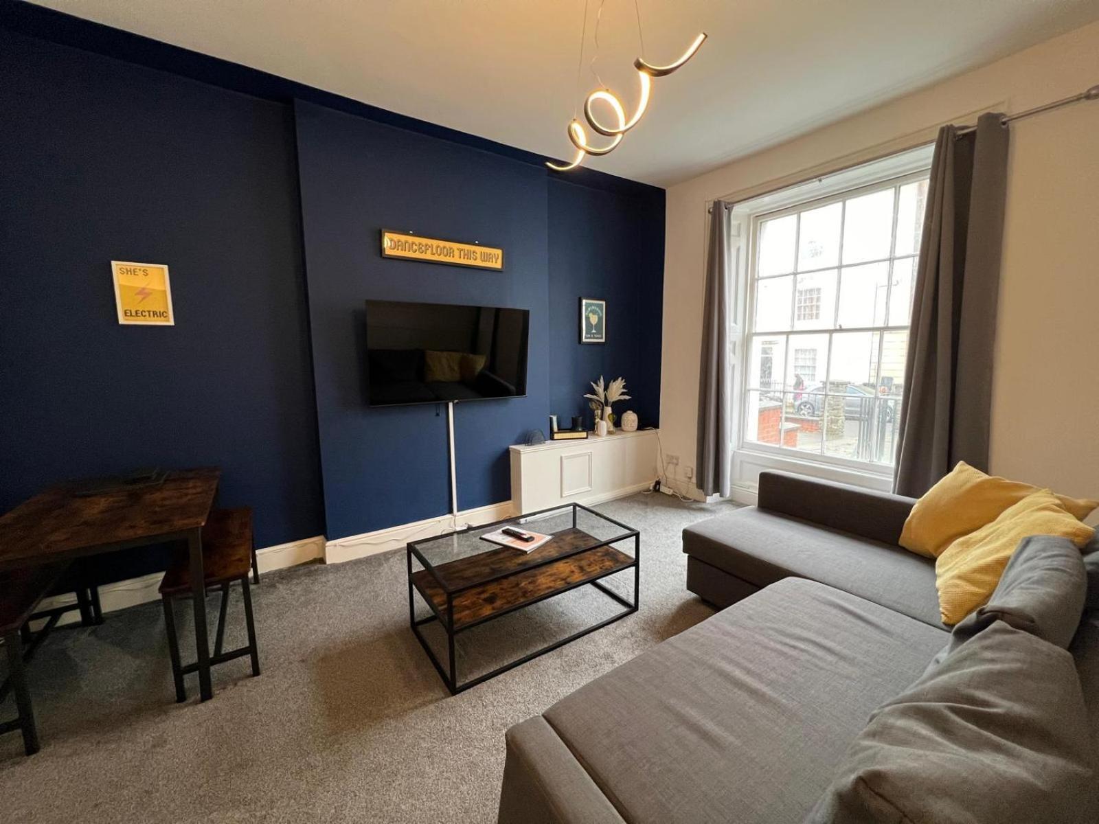 Centralised Meridian Place By Prescott Apartments Bristol Luaran gambar